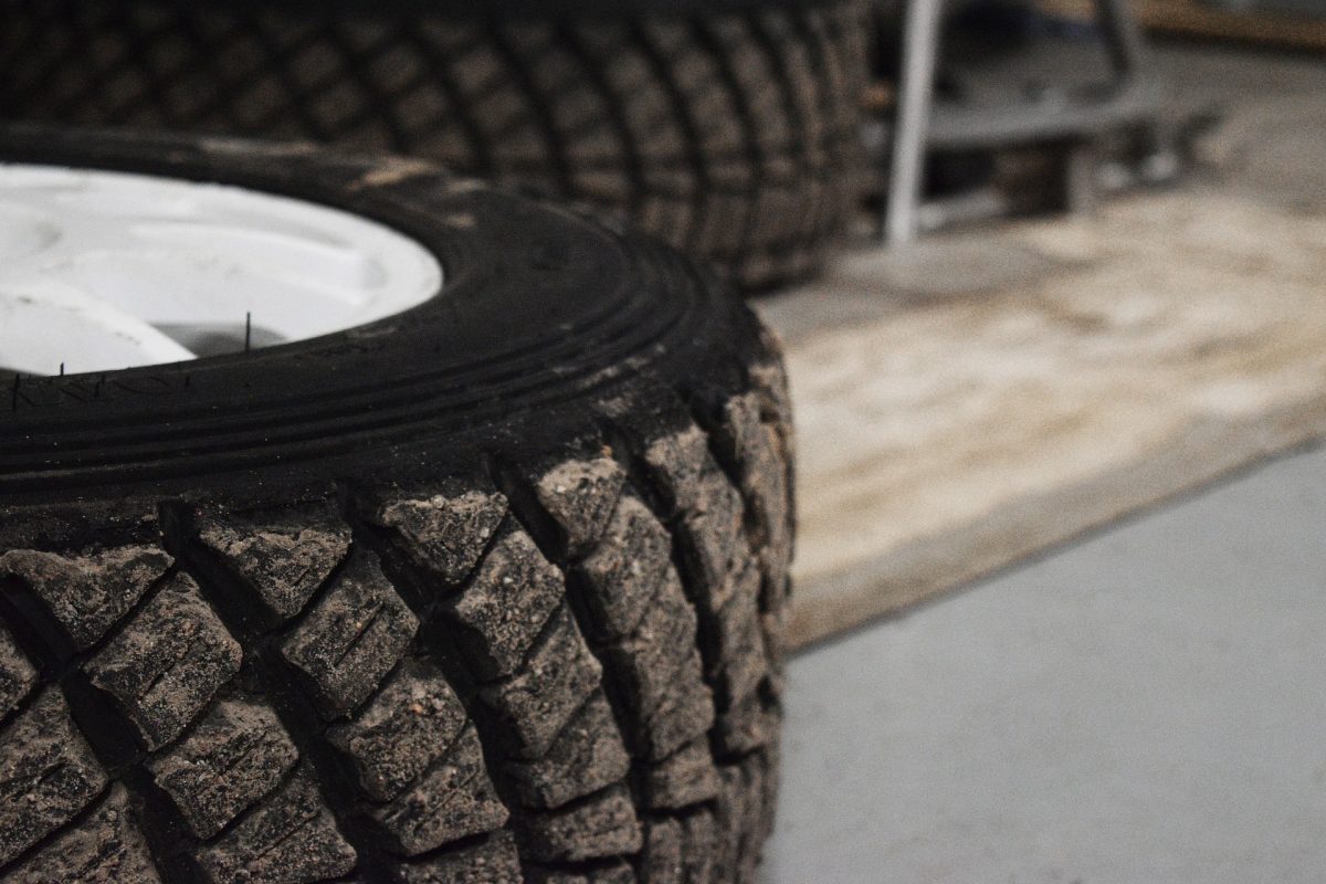 大型トラックのタイヤの脱輪はなぜ起こる 原因と対処法とは トラックタイヤのヘラクレスブログ